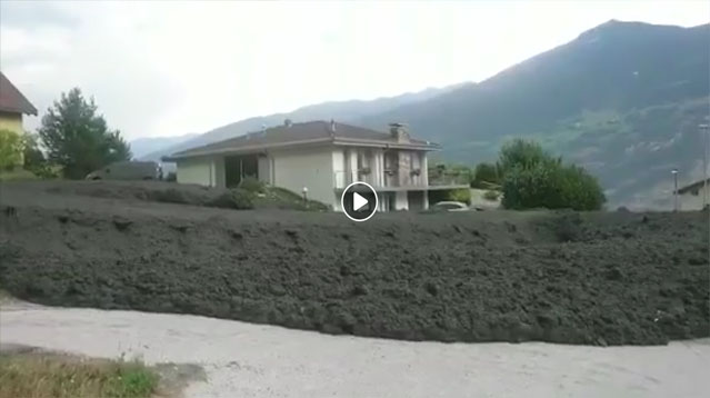 Suisse : Une Spectaculaire Coulée De Boue Filmée Dans Le Village De ...